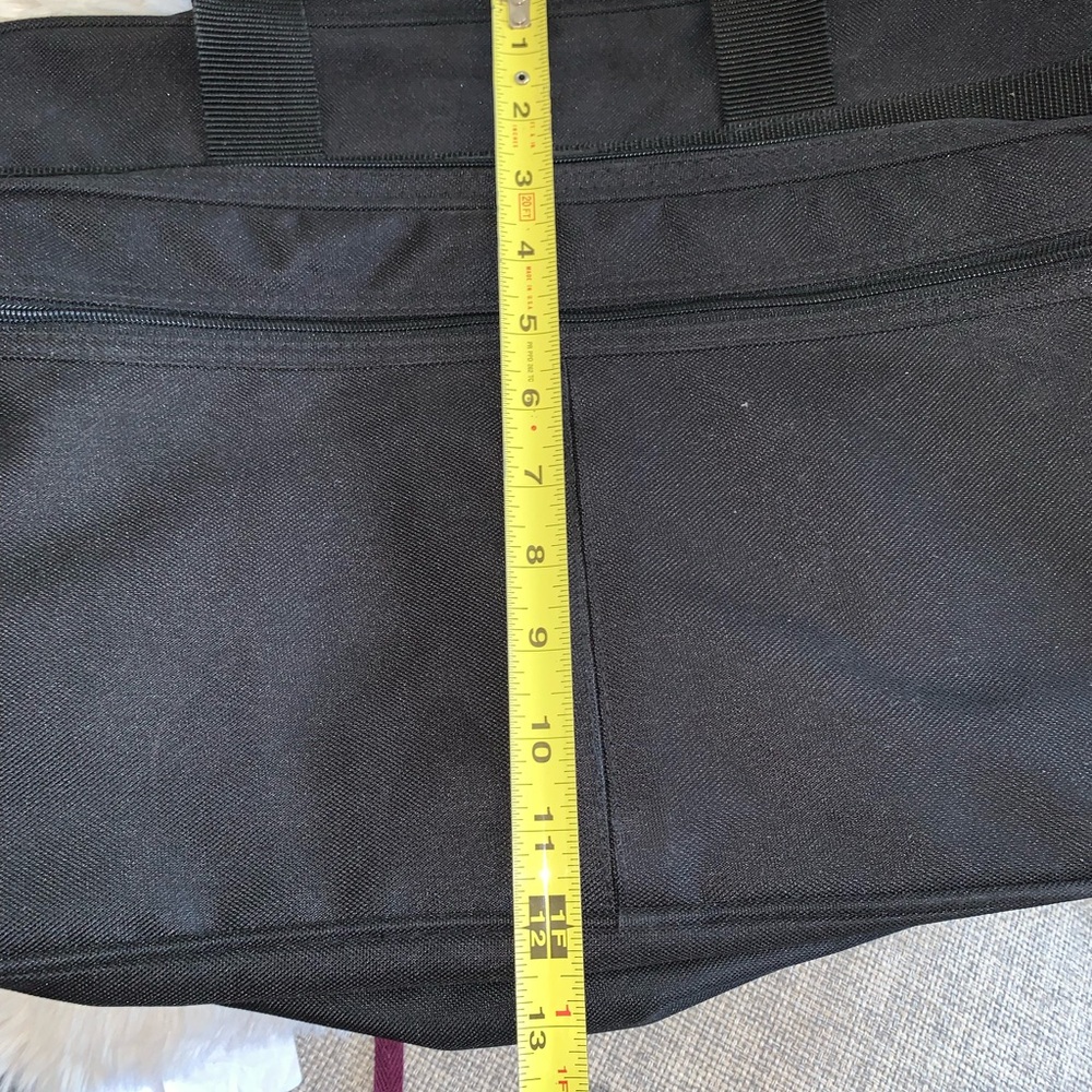 Lucas Black Men's laptop bag several pockets, zipper, adjustable strap like new - Picture 8 of 9